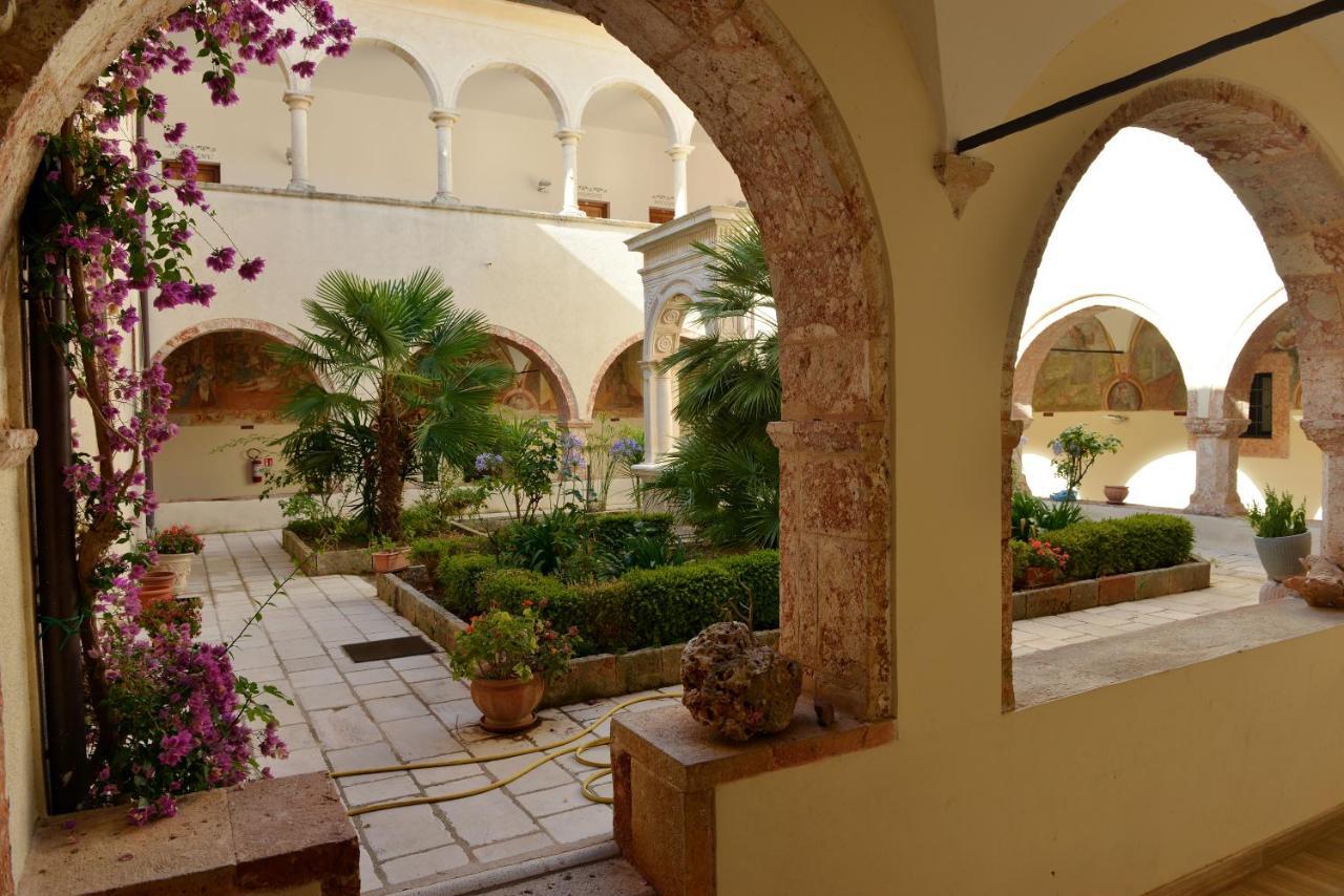 Hotel Convento Di Stignano Rignano Garganico Exterior foto