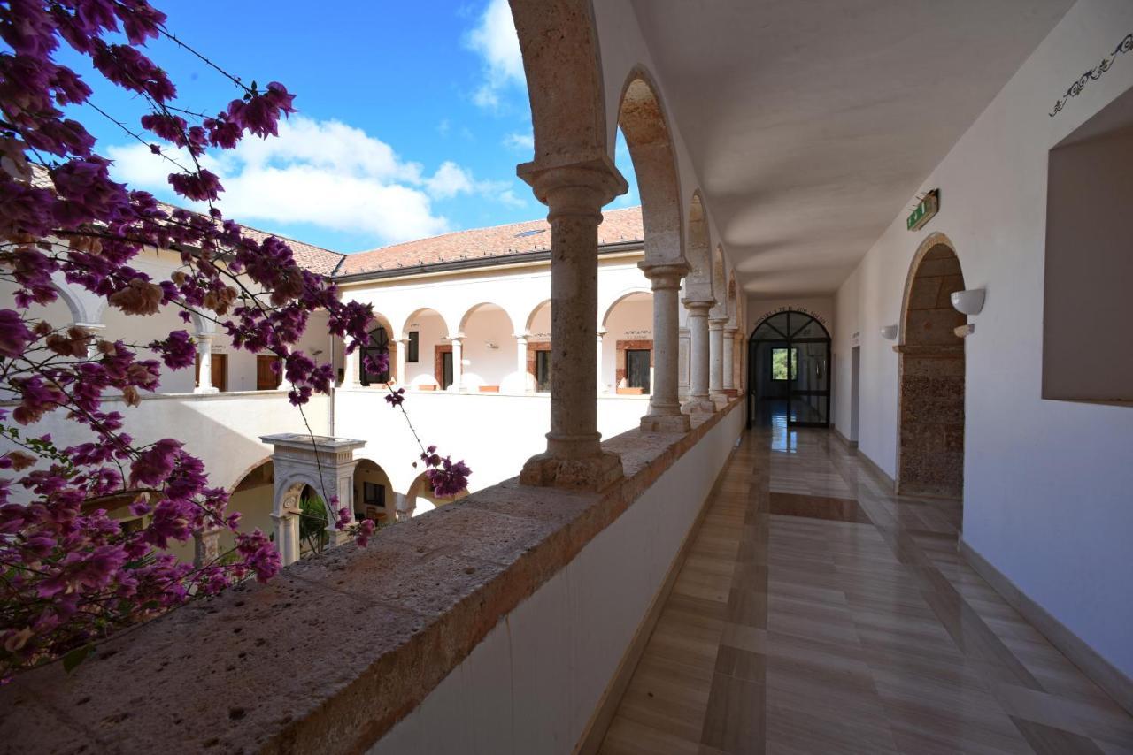 Hotel Convento Di Stignano Rignano Garganico Exterior foto