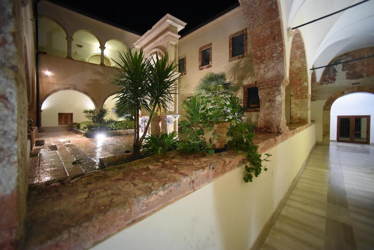 Hotel Convento Di Stignano Rignano Garganico Exterior foto